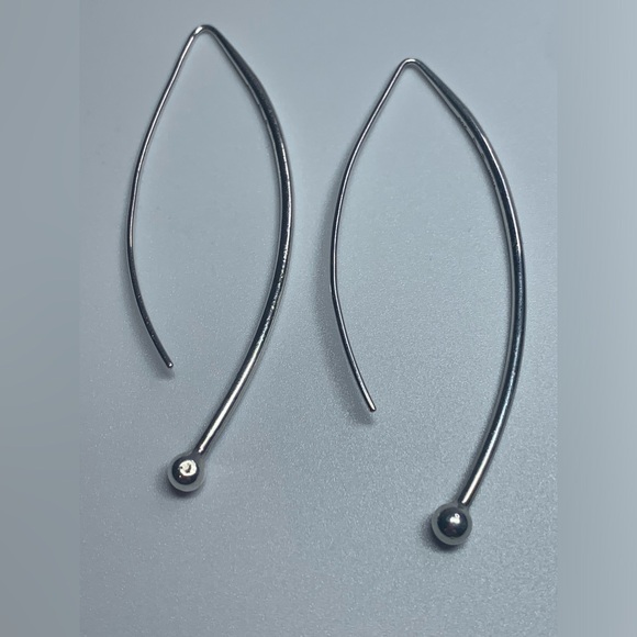 Silpada Vintage Sterling BALANCING ACT Ball Threader Earrings - Picture 8 of 15